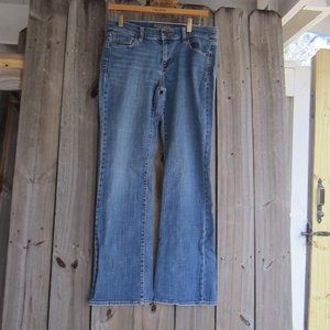 Woman's Sz. 6 Old Navy Sweetheart Jeans